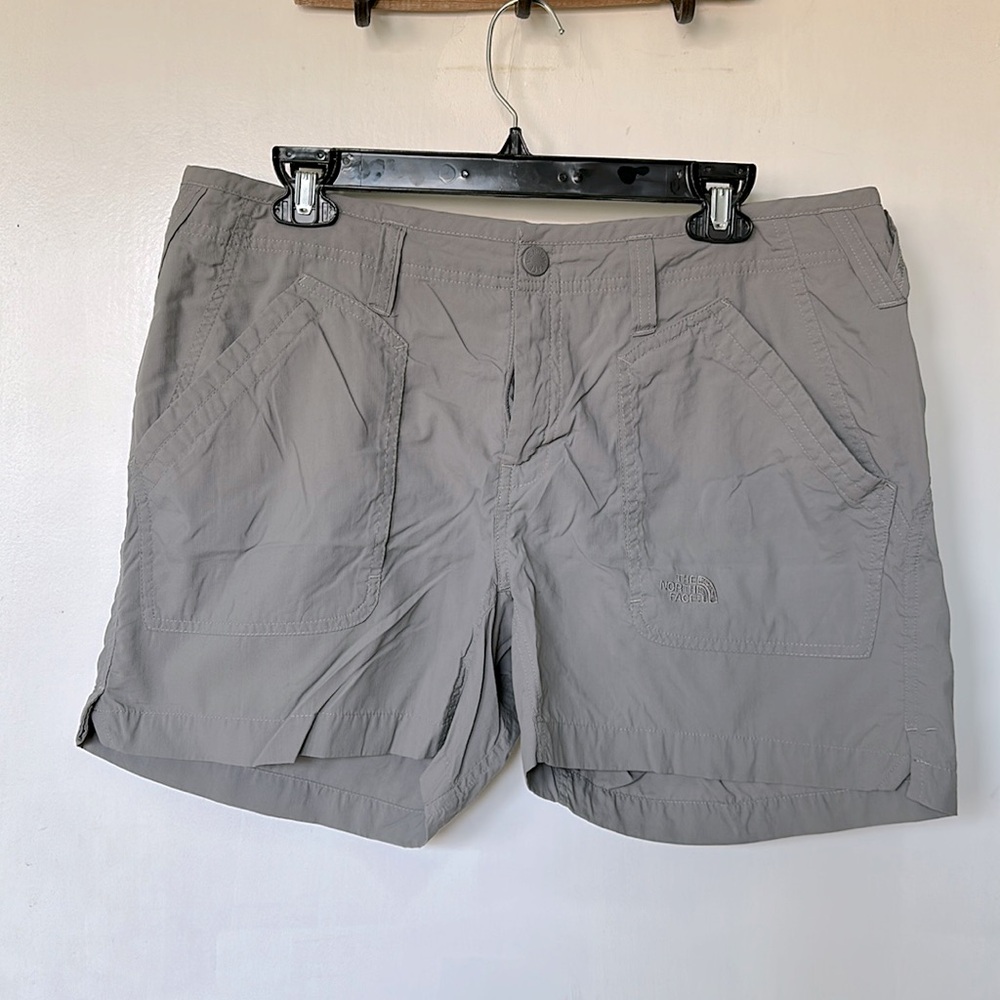 The North Face shorts